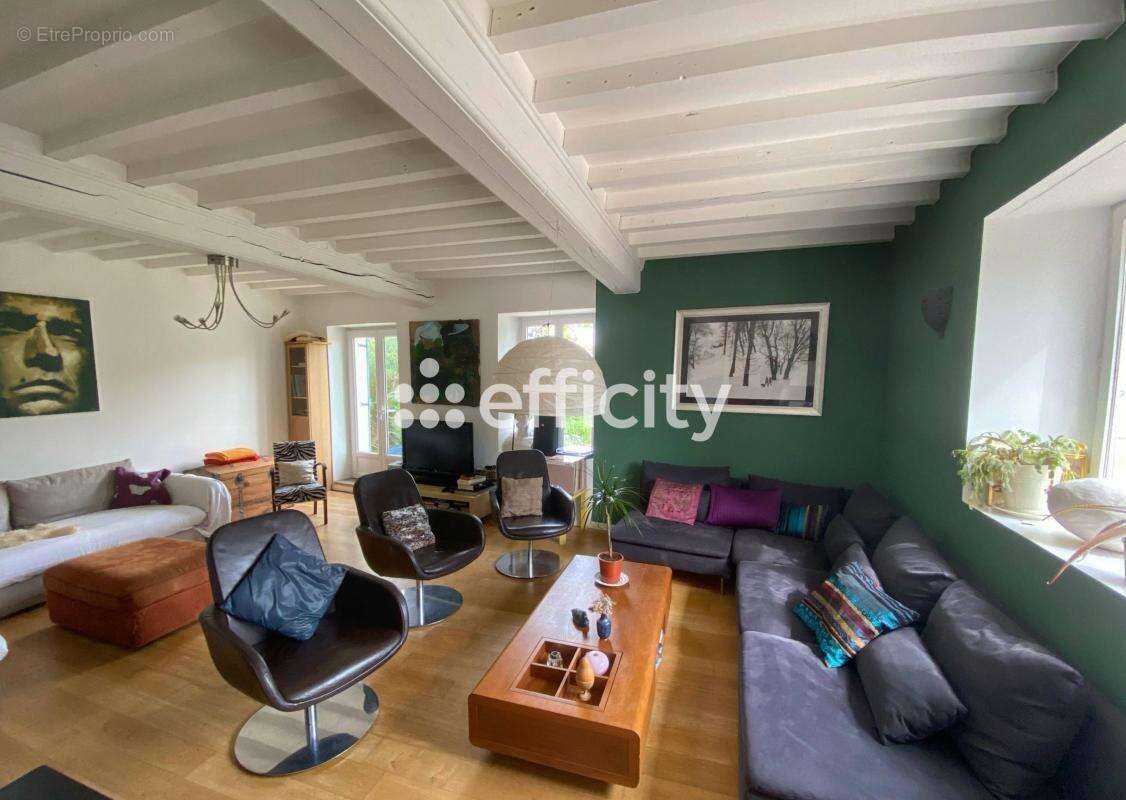 Maison à SOUCIEU-EN-JARREST