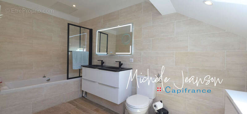 Maison à vendre 5 pièces LAISSAUD (73) - photo 9