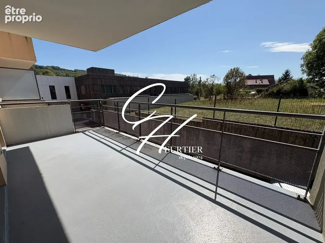 Appartement à MONTFERRAT