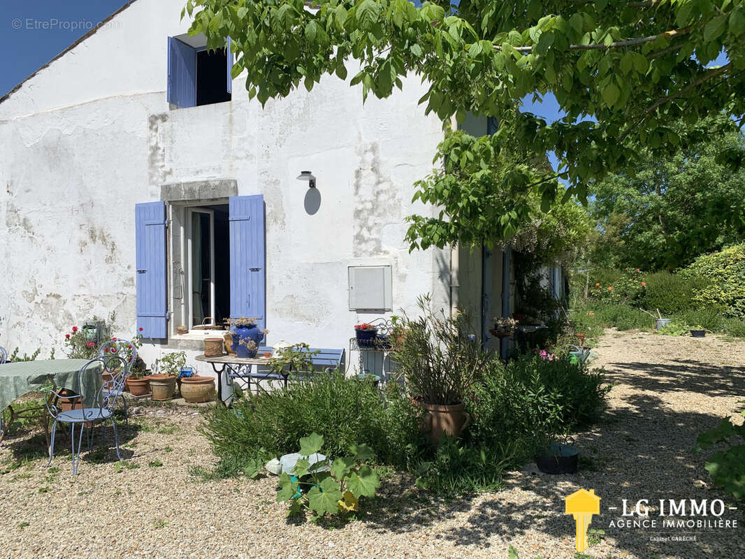 Maison à ARCES
