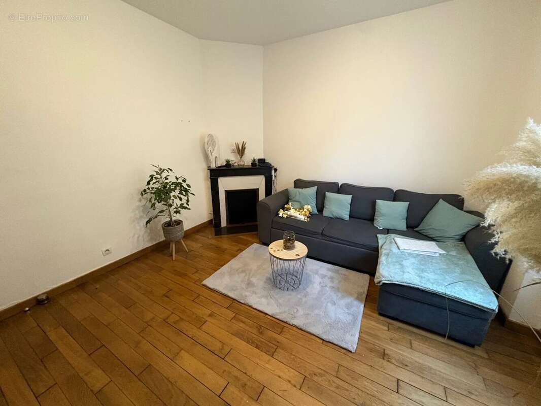 Maison à MARLES-EN-BRIE