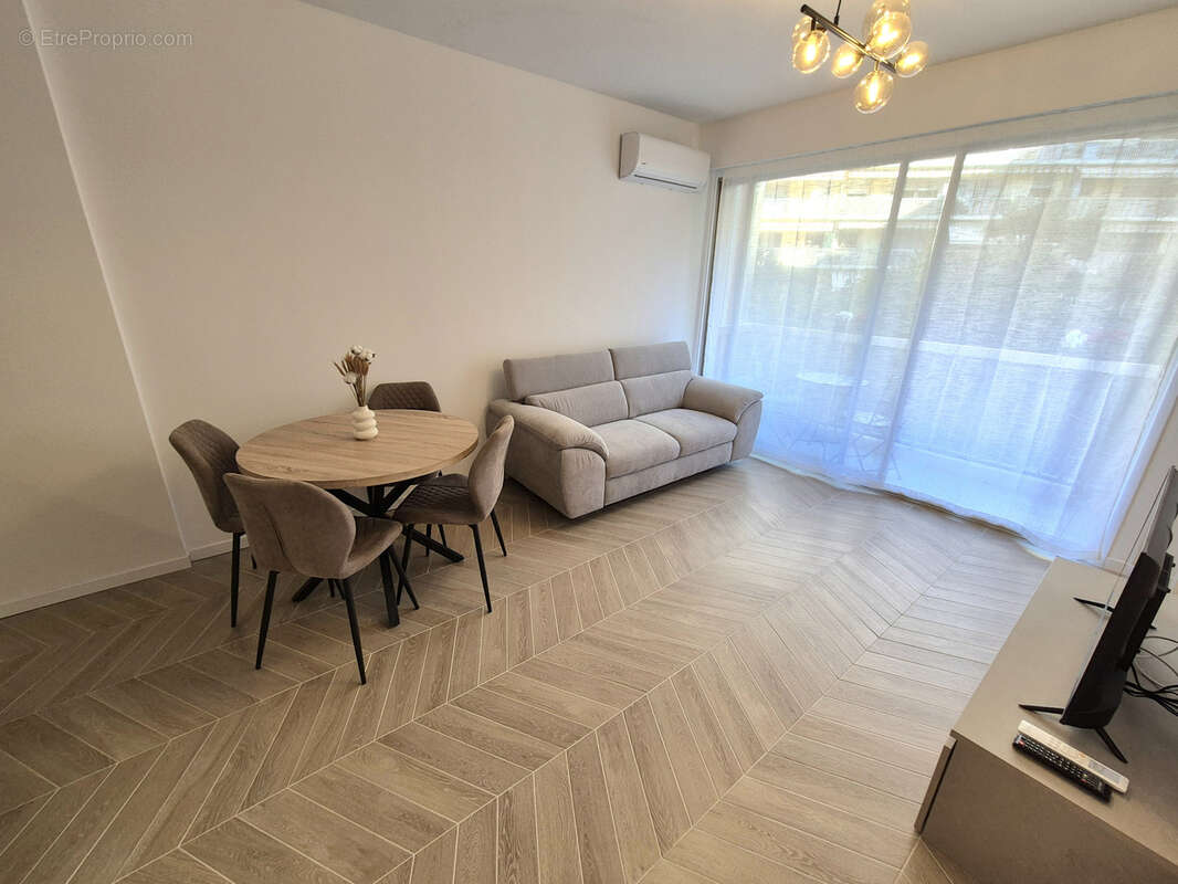 Appartement à MENTON