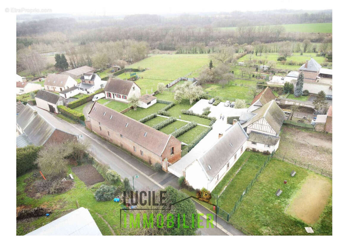 Granges à amenager 3 - Terrain à HARDIVILLERS