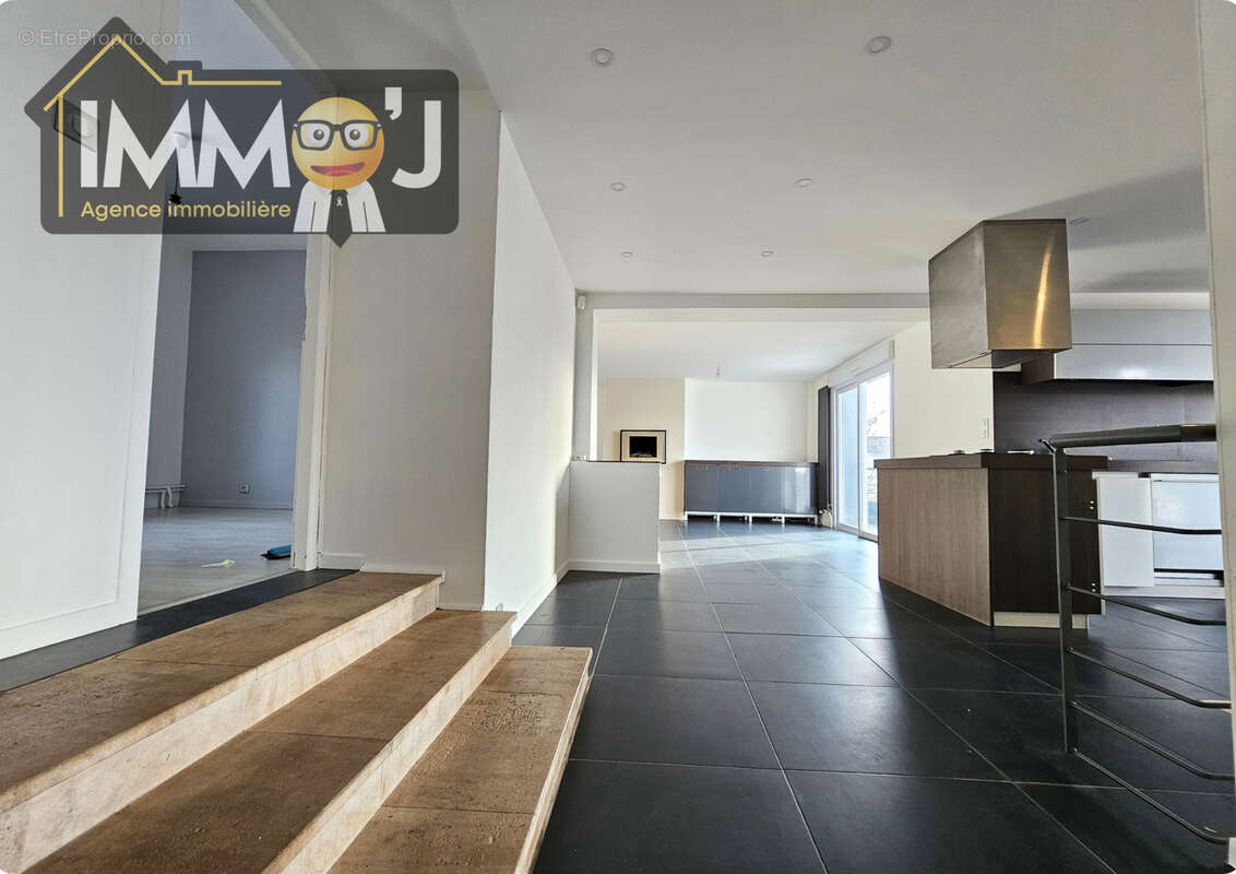 Maison à MESSEIN