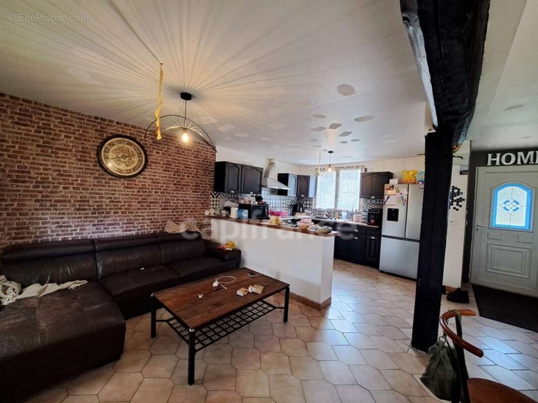 Peripherie de soissons - longere sur 2100 m2 de terrain - photo 6