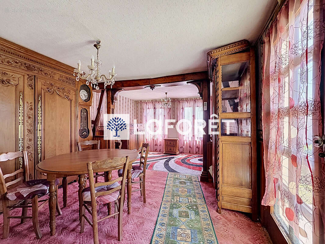 Maison à LA NEUVILLE-CHANT-D'OISEL