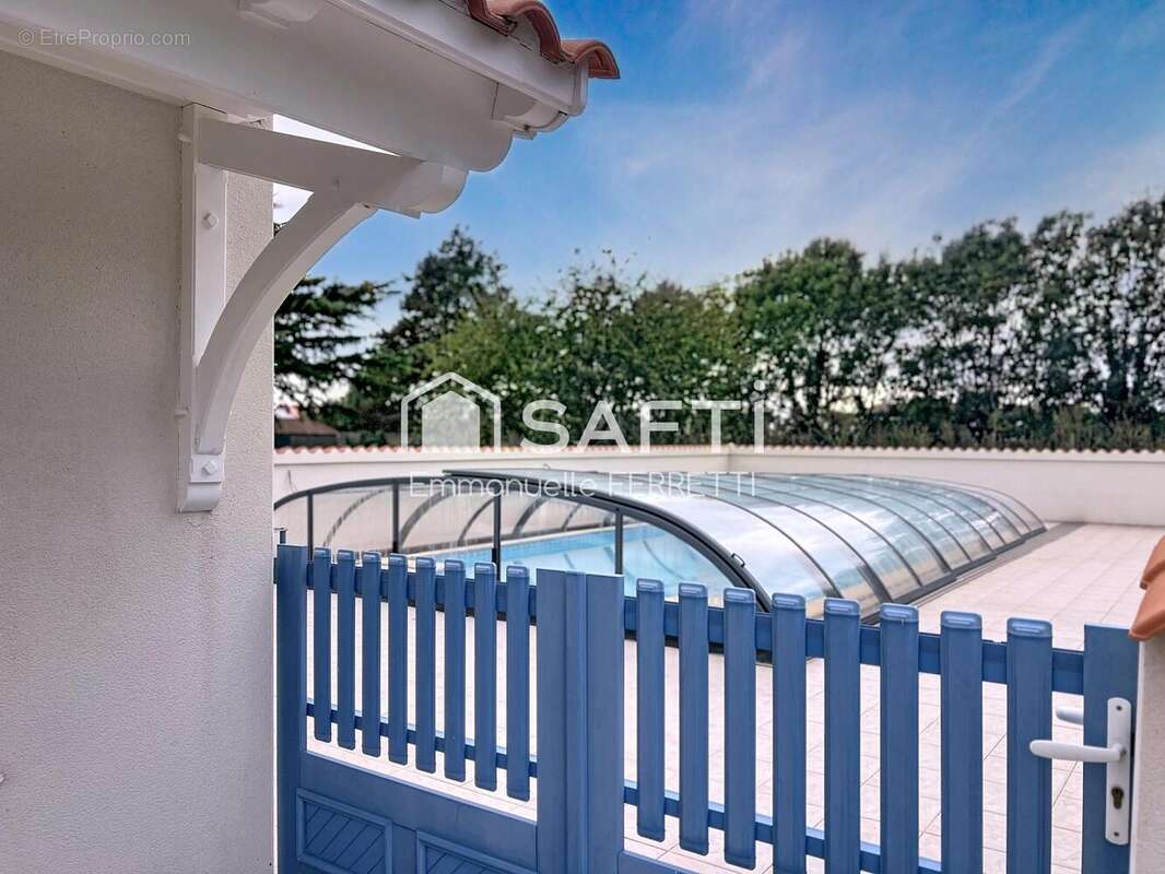 Photo 2 - Maison à ANGLES