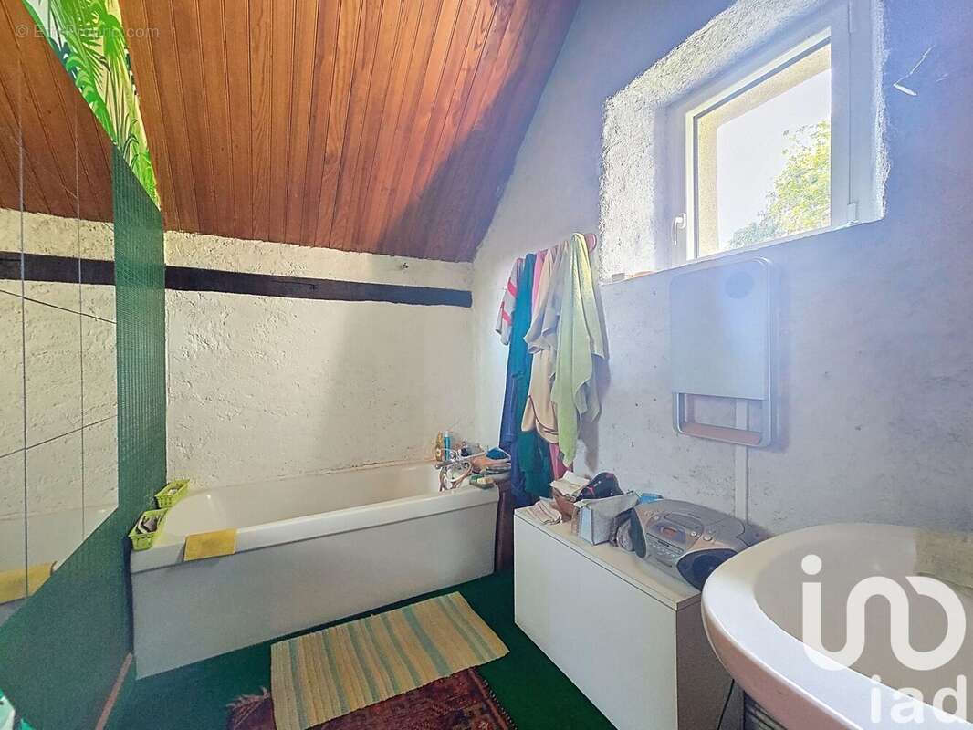 Photo 8 - Maison à MONTREUIL-LE-GAST