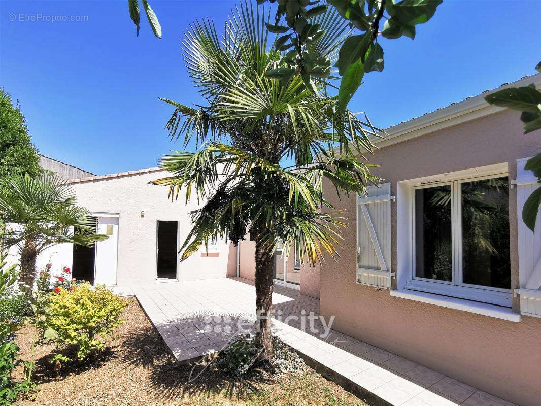Maison 107 m² à Niort  - photo 14