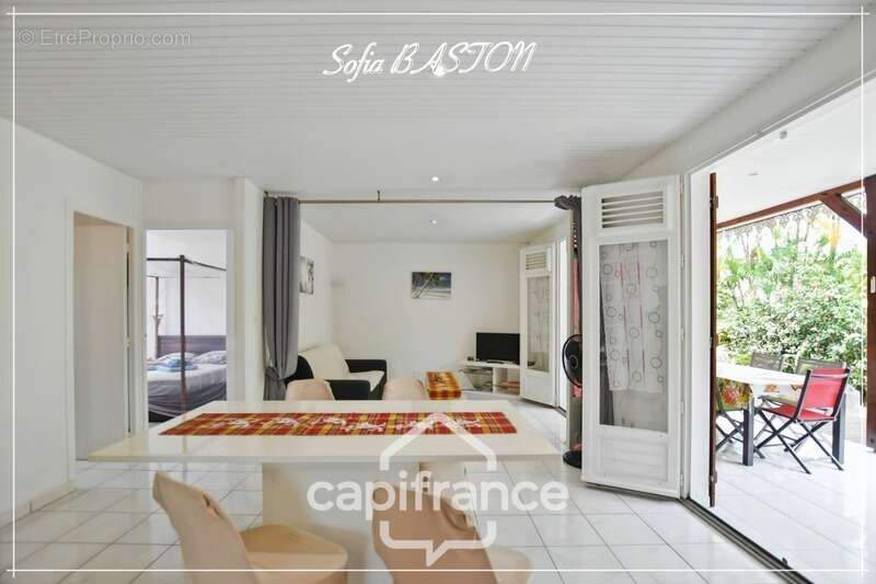 Maison à LES TROIS-ILETS