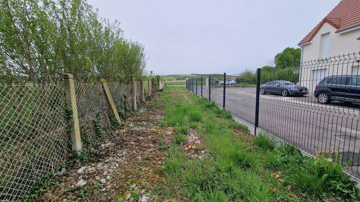 Terrain à SAINT-GERMAIN