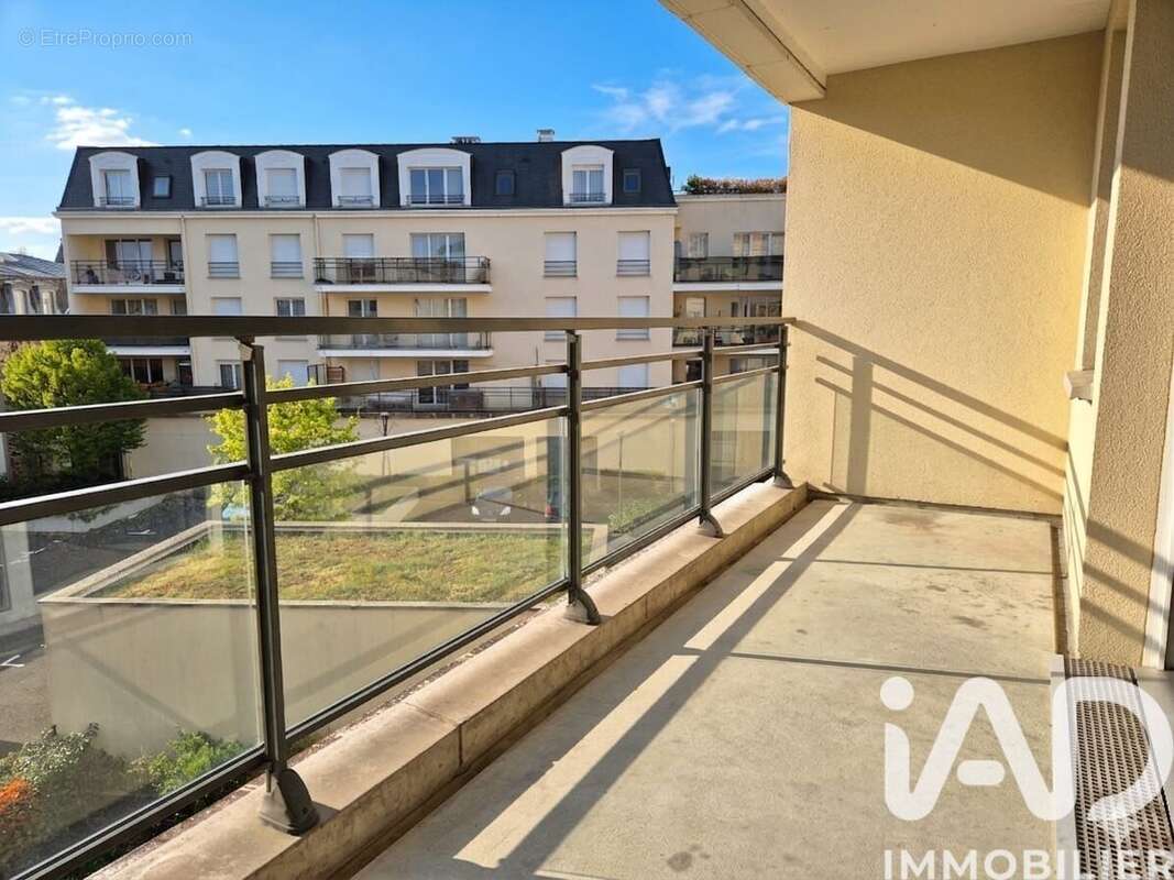 Photo 2 - Appartement à CORBEIL-ESSONNES