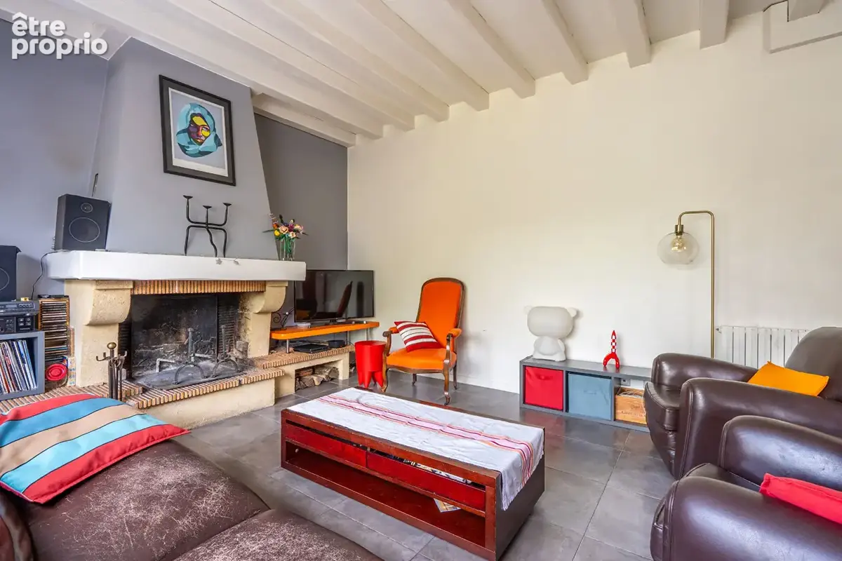 Bègles Proche Barrière - Maison de 188m² avec jardin et garage - photo 6