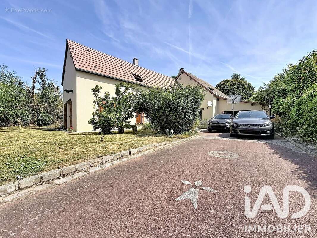 Maison 150 m² à Dammarie  - photo 5