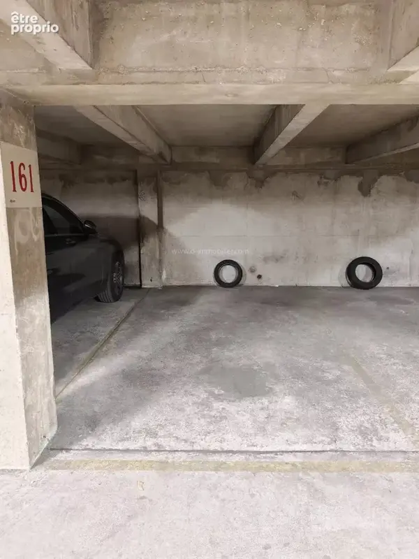 Parking Saint Ambroise - photo 4