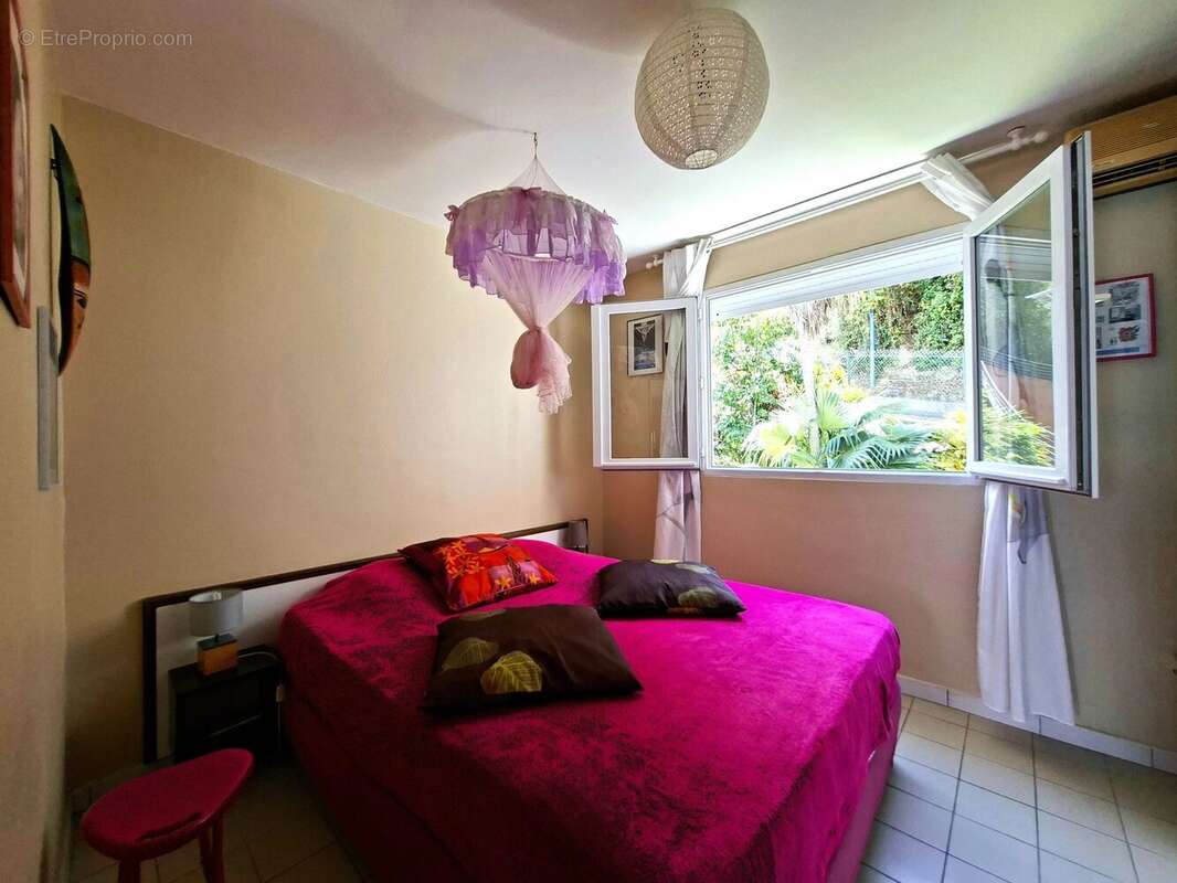 Appartement à LES TROIS-ILETS