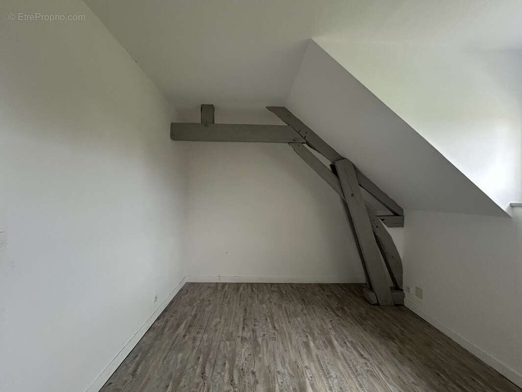 Maison à LE MELE-SUR-SARTHE