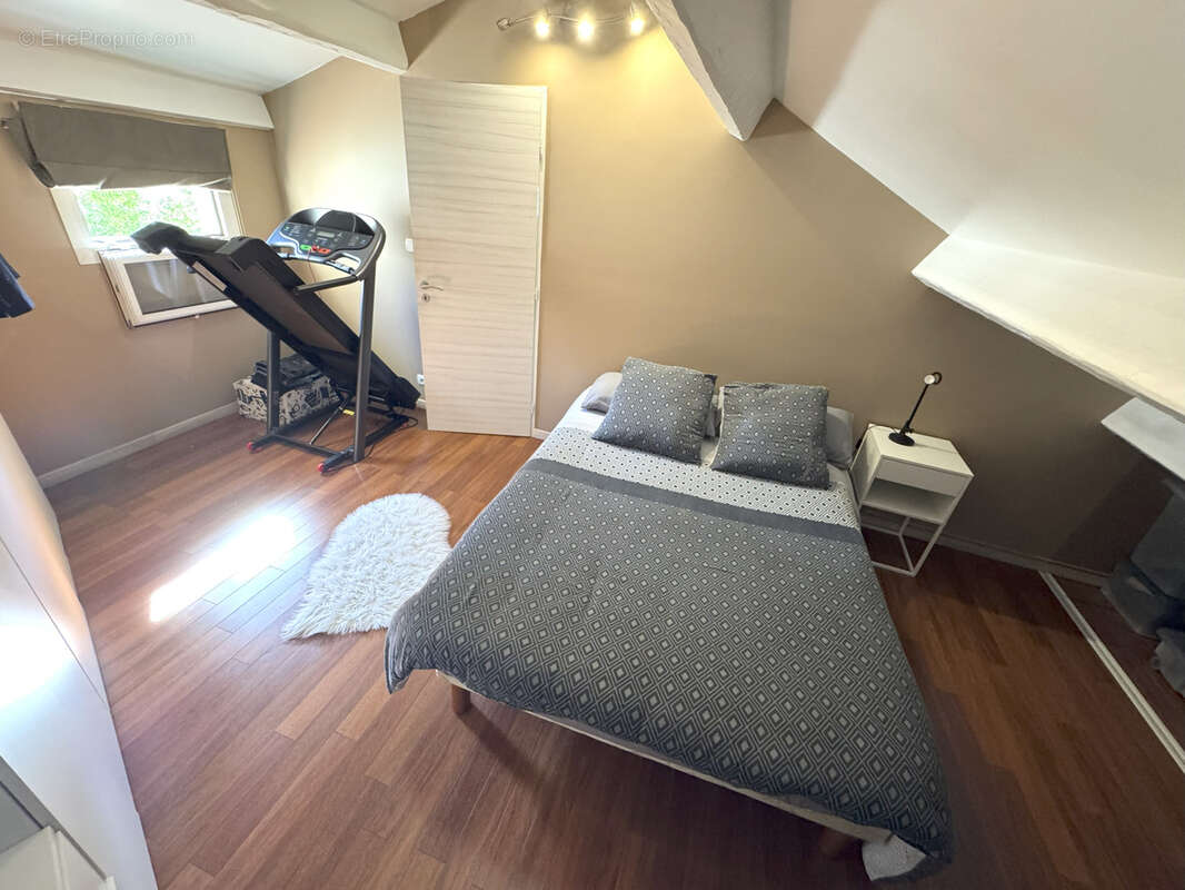 Appartement à SAINT-CYR-SUR-MER