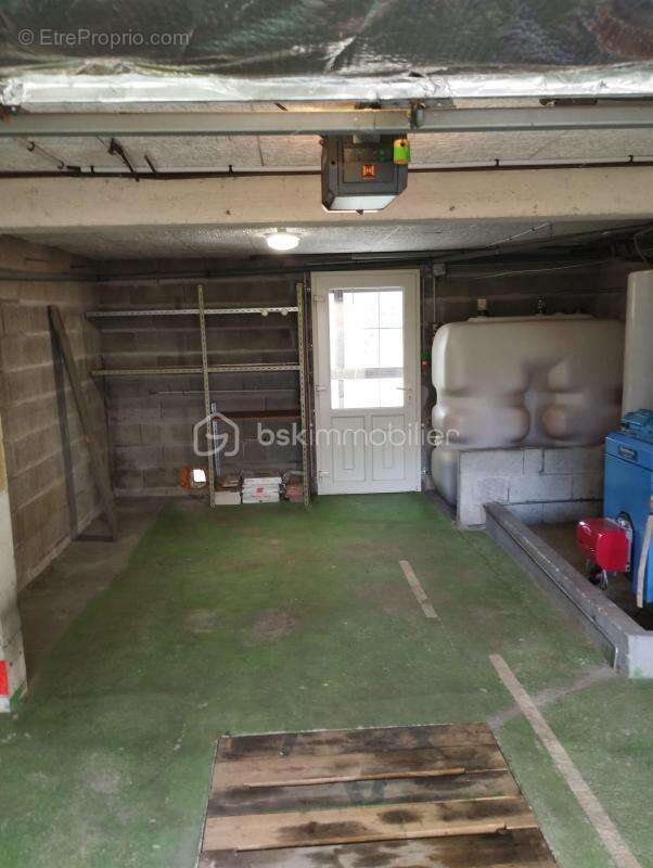 Maison de plain-pied en ville - photo 14