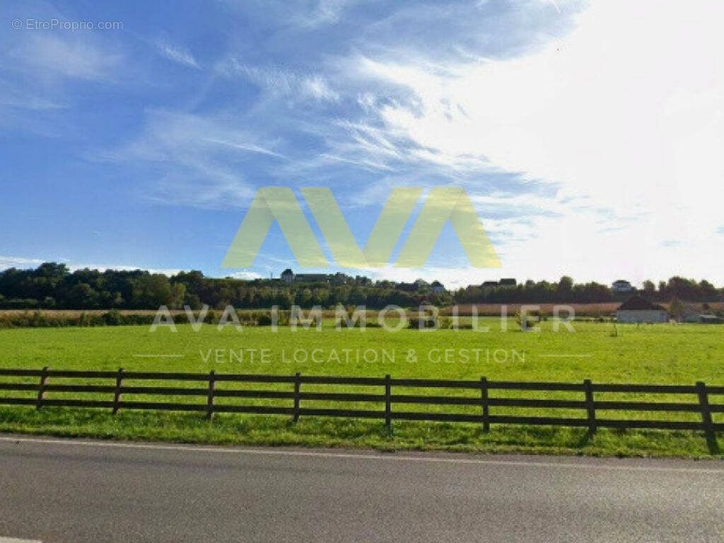 Terrain à VIELLENAVE-DE-NAVARRENX