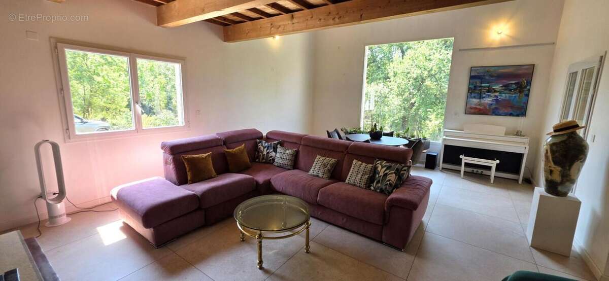 Villa à Montélimar - Piscine, sous-sol intégral, jardin paysagé - photo 9