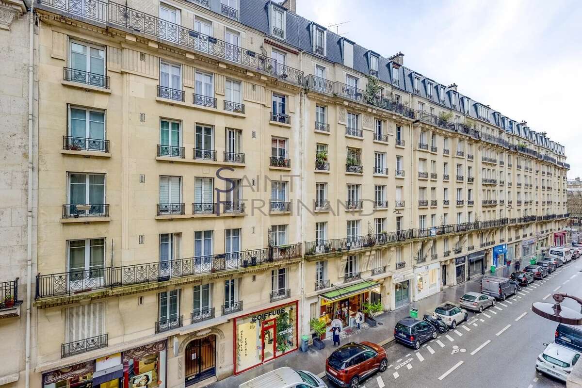 Appartement à PARIS-12E