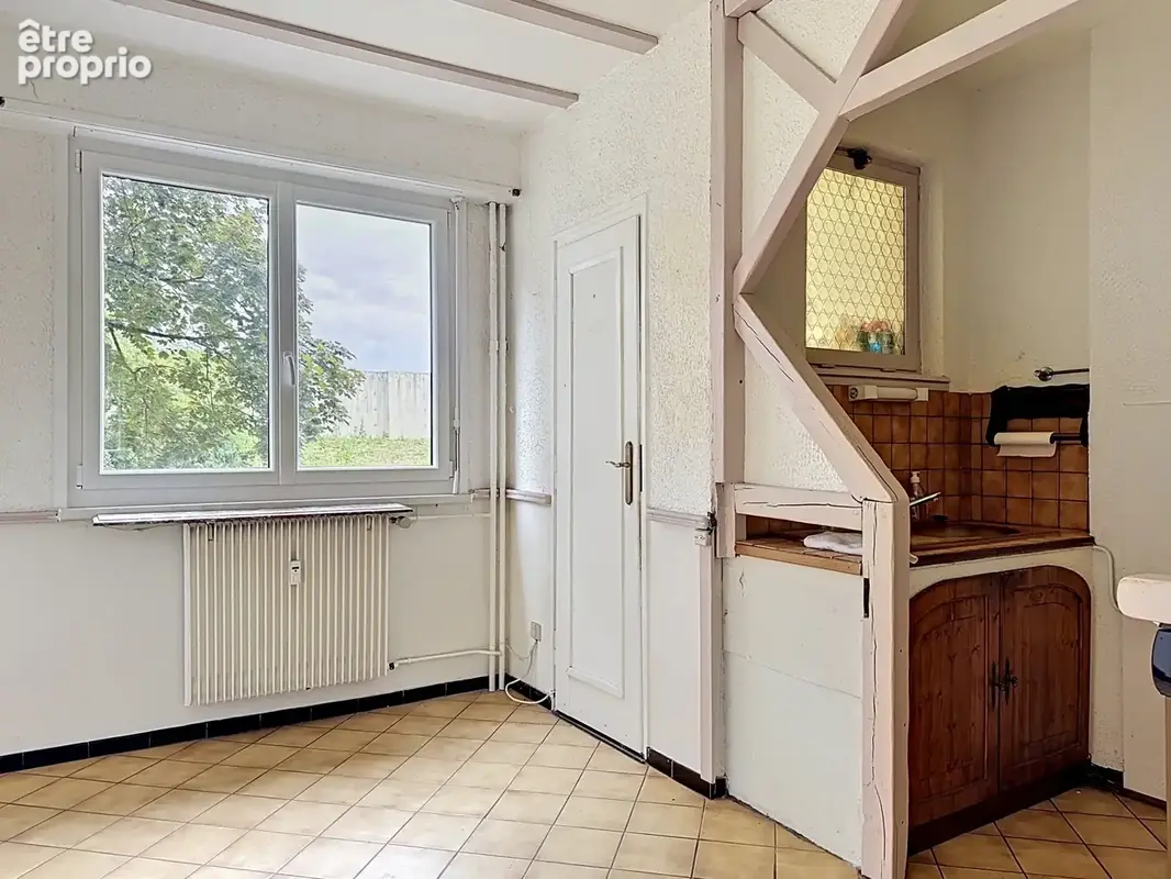 Appartement T5 94m2, avec balcon, garage, cave et grenier - photo 4