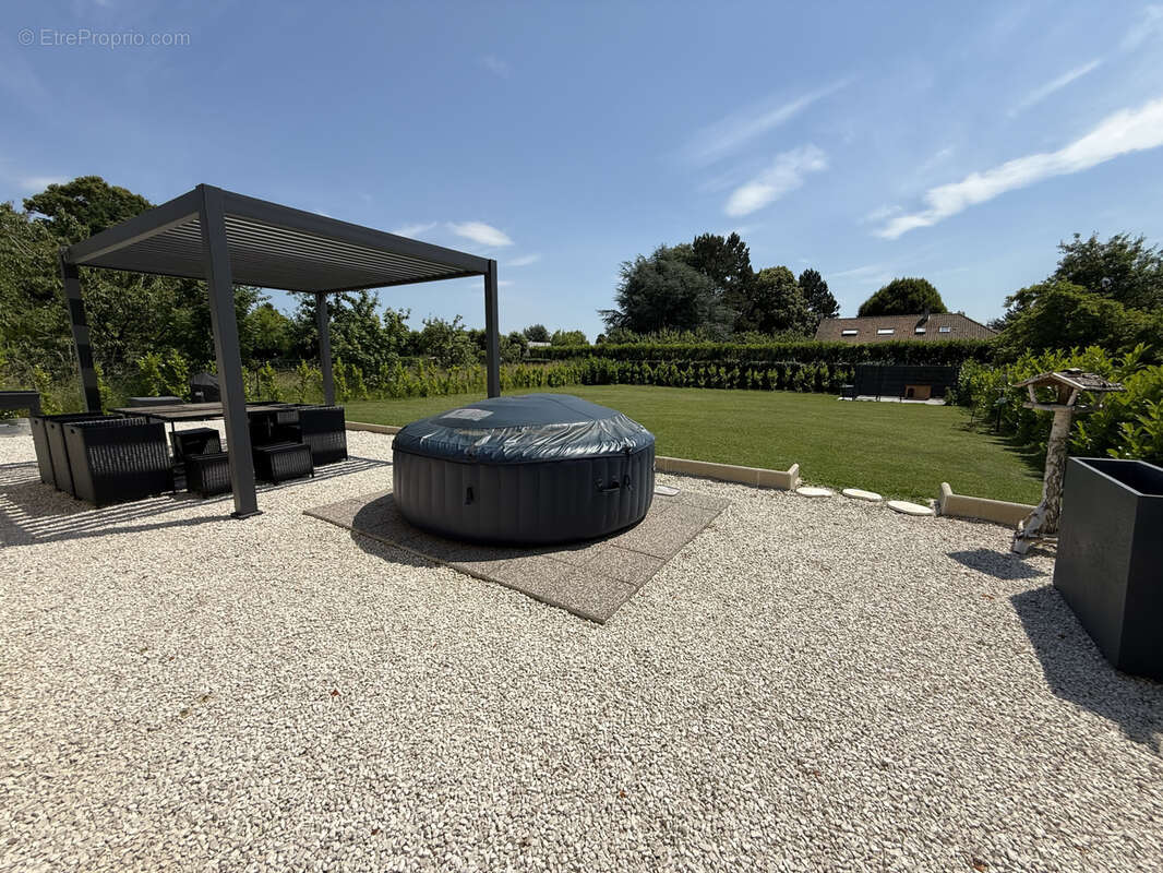 Sains-en-amienois maison 143 m2 en parfait etat-garage-jardin - photo 5