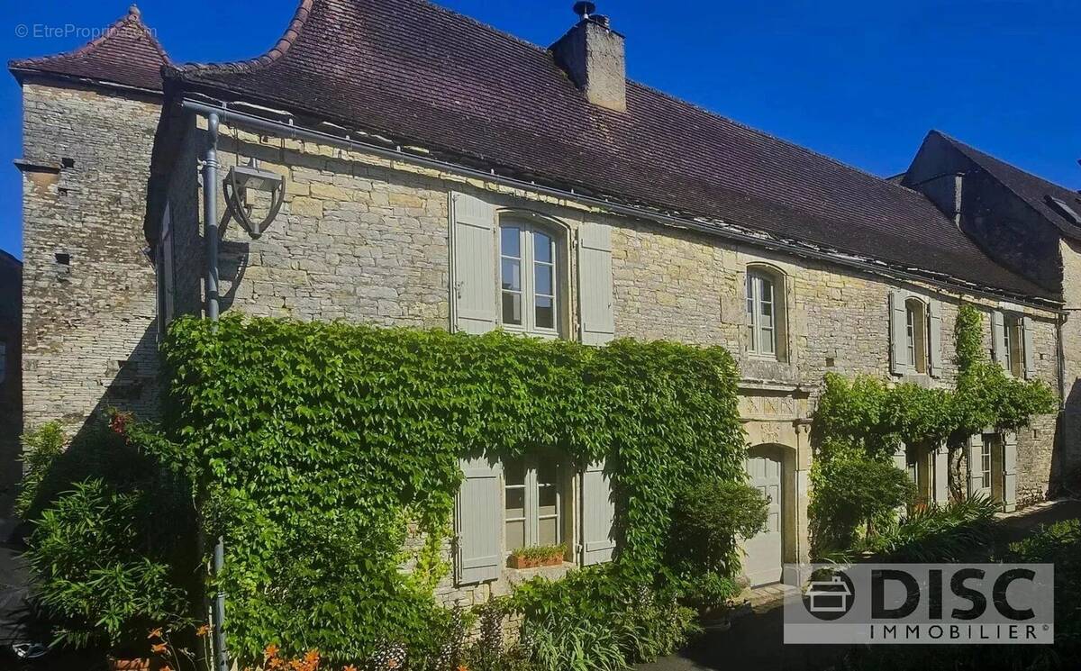 Maison à CAZALS
