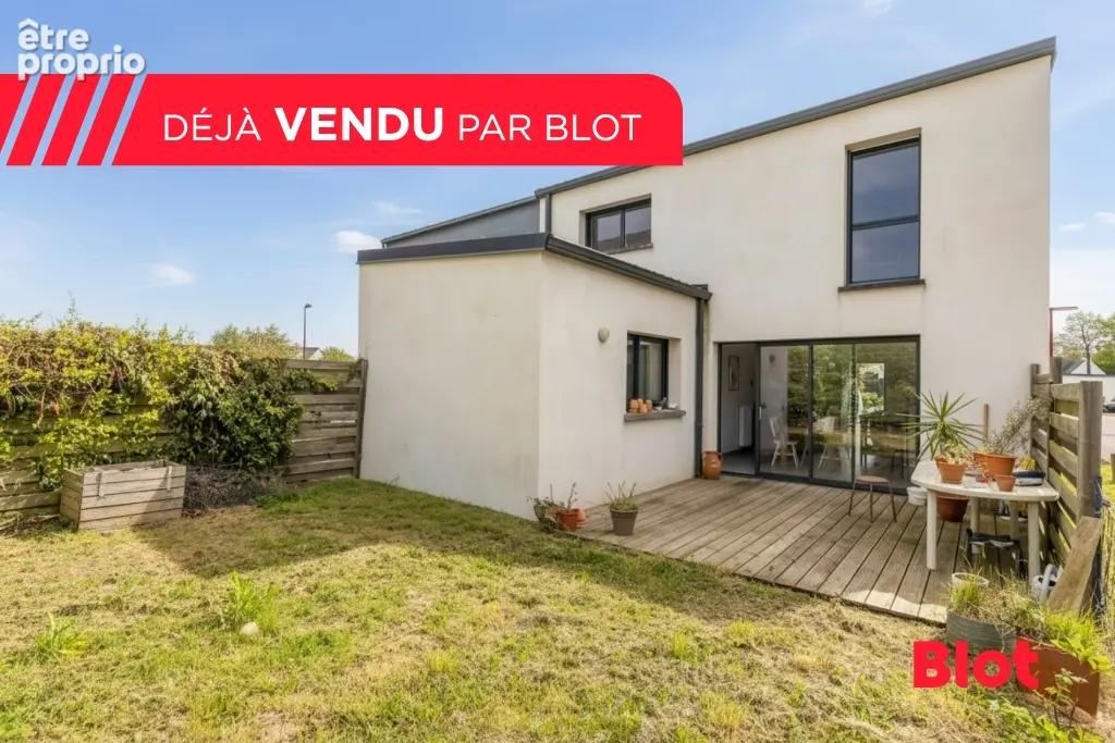 Maison 98 m² à Saint-Gilles  - photo 1