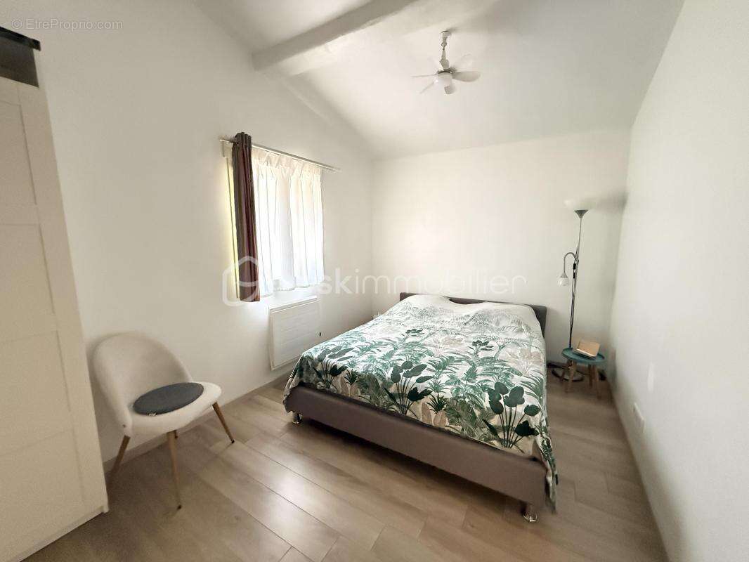 Appartement à LOUPIAN