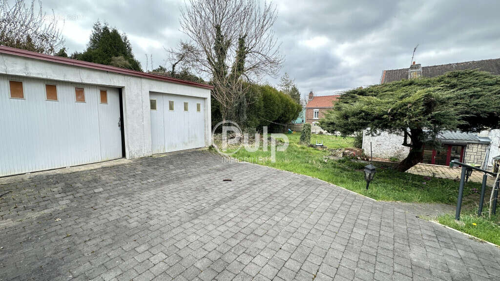 Maison à BRUAY-LA-BUISSIERE