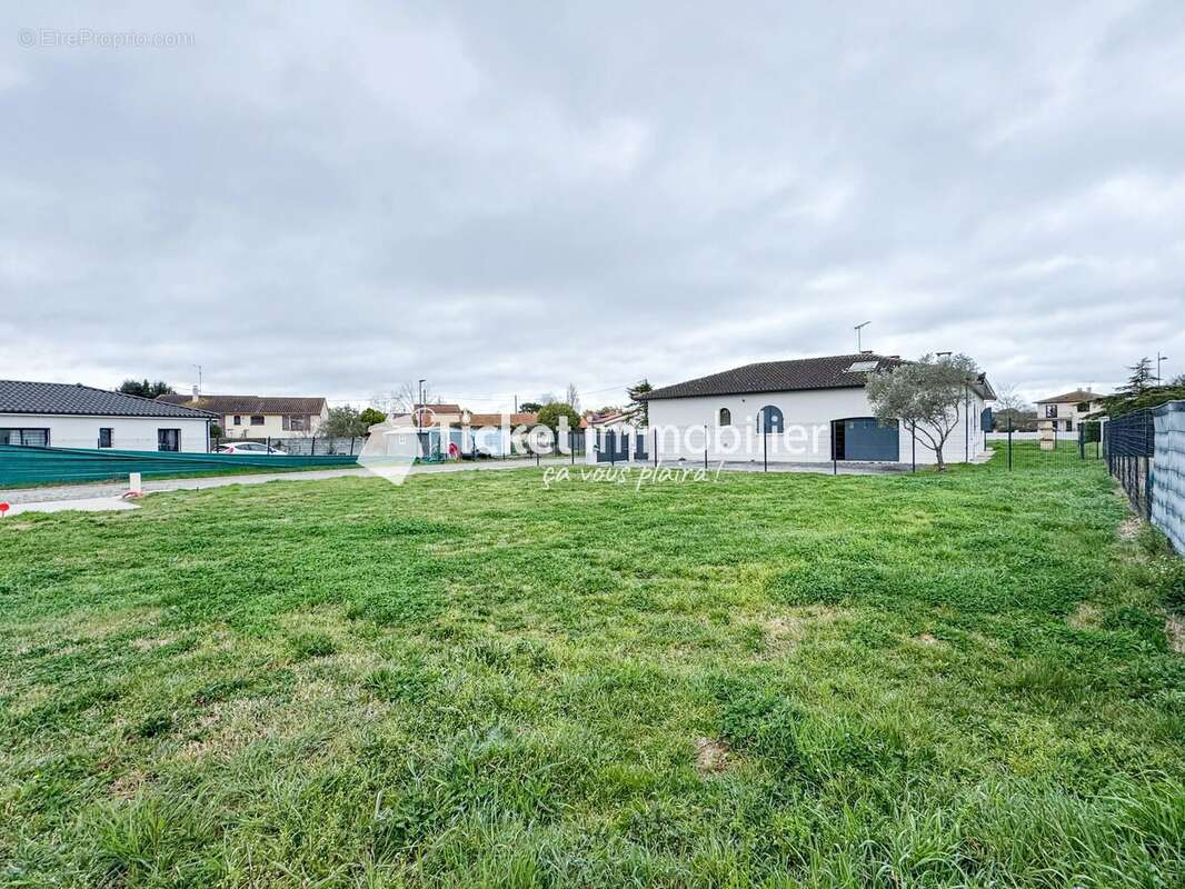 Terrain constructible 424m² viabilisé - plaisance-du-touch - photo 2