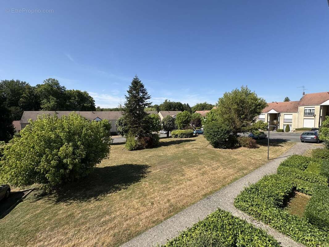 Appartement à MENNECY