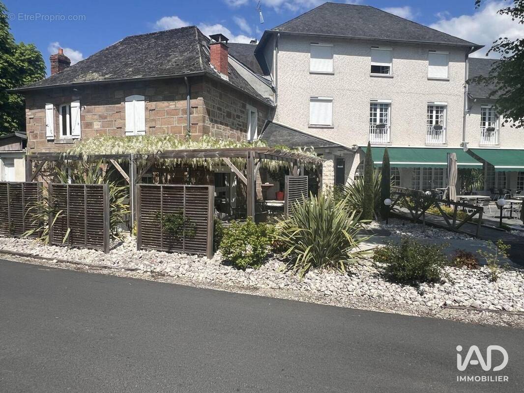 Photo 1 - Commerce à SAINT-VIANCE