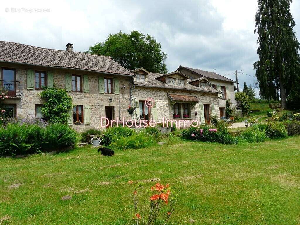 Maison à SAINT-LEGER-LA-MONTAGNE