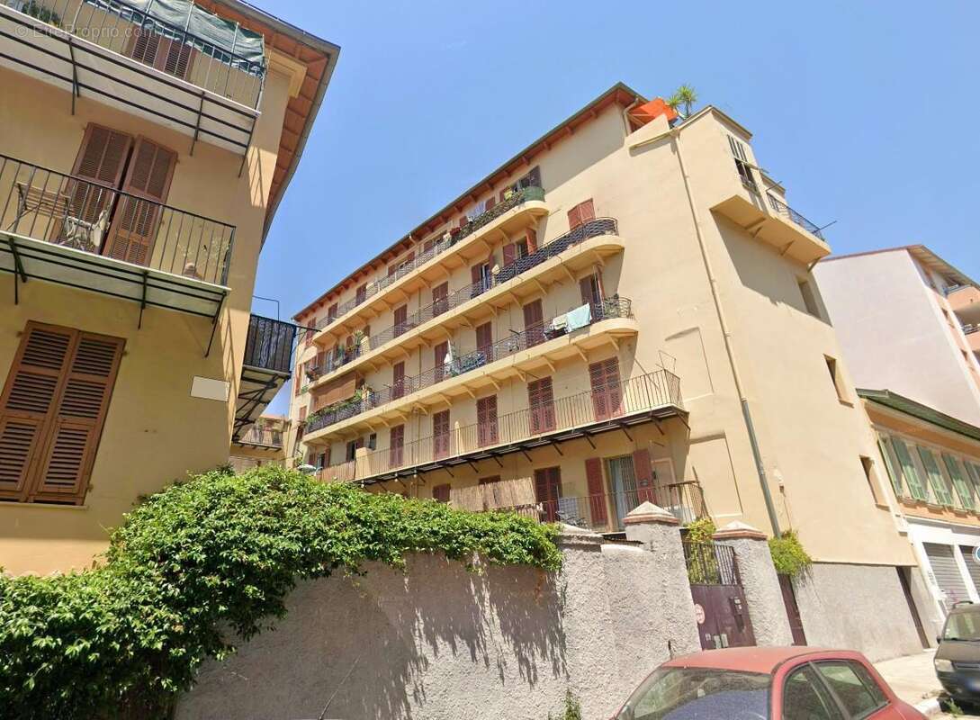   - Appartement à NICE