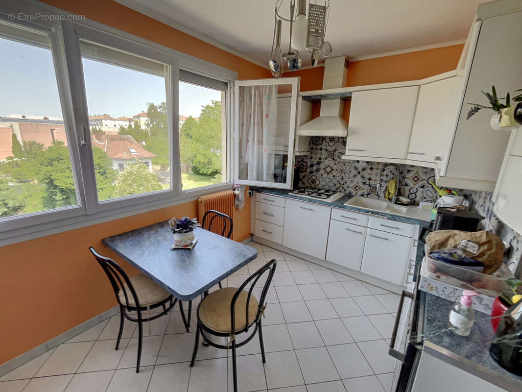 Appartement à ABBEVILLE