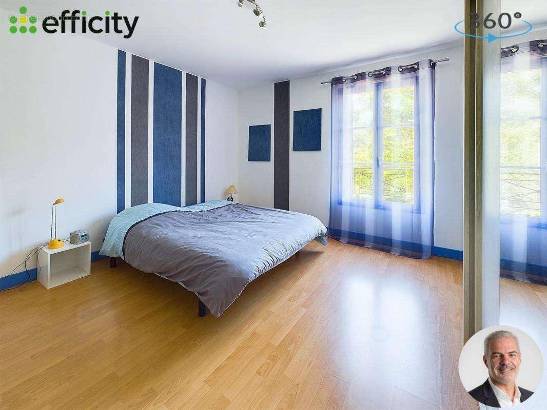 Maison à GENNES-SUR-SEICHE