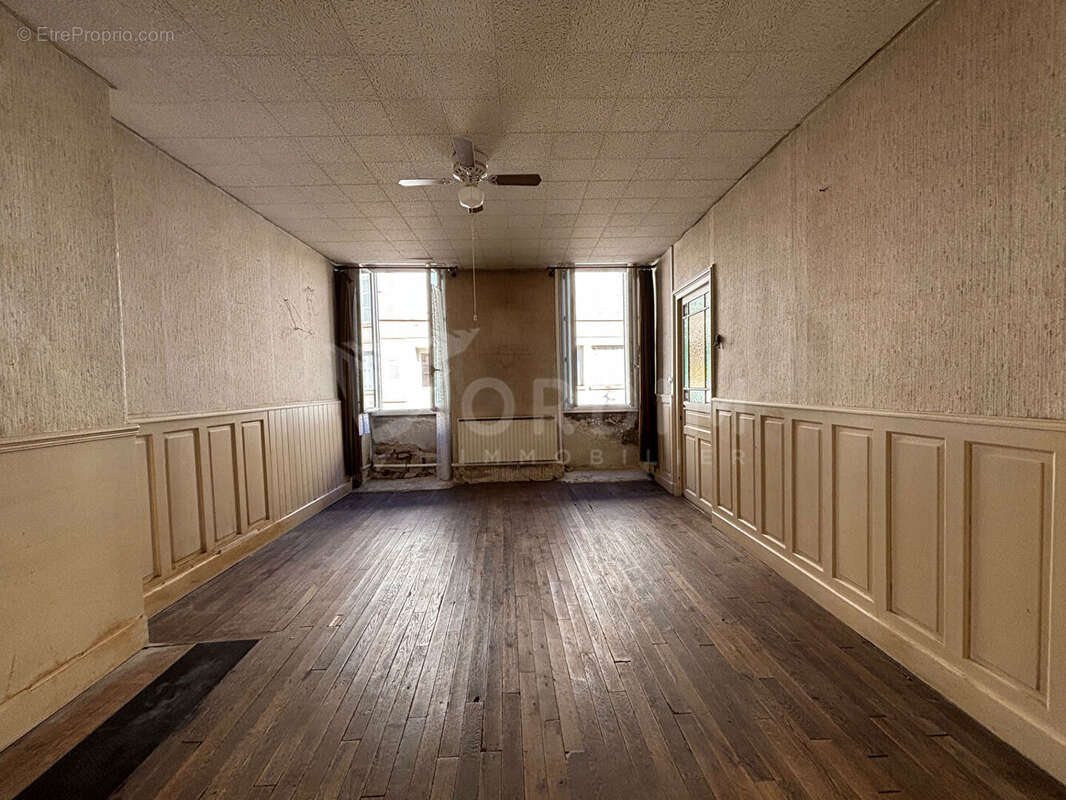 Maison à ANCY-LE-FRANC