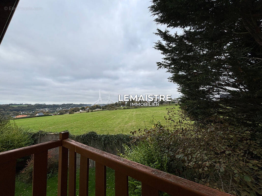 Maison à MONTIVILLIERS