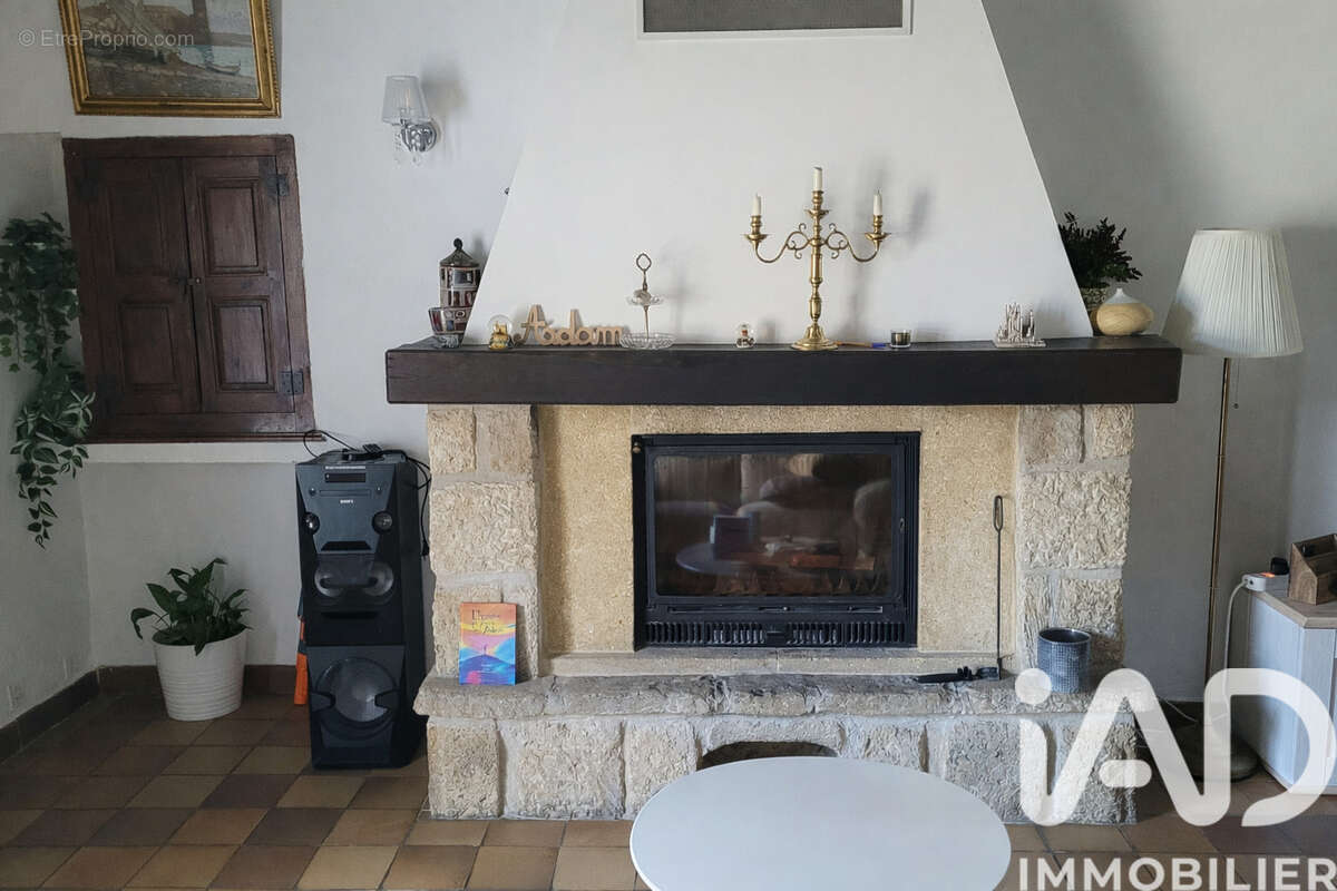 Photo 9 - Maison à ROBION