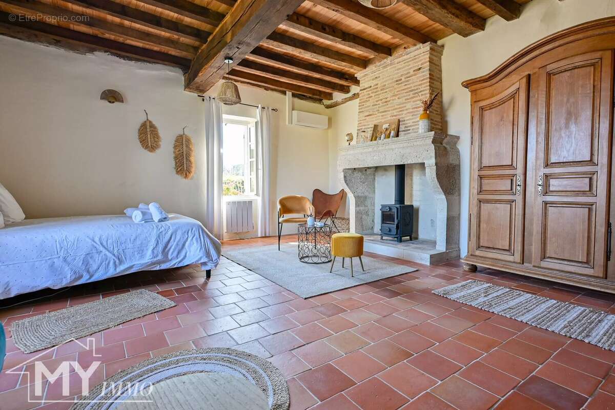 Maison à SAINT-MEARD-DE-GURCON