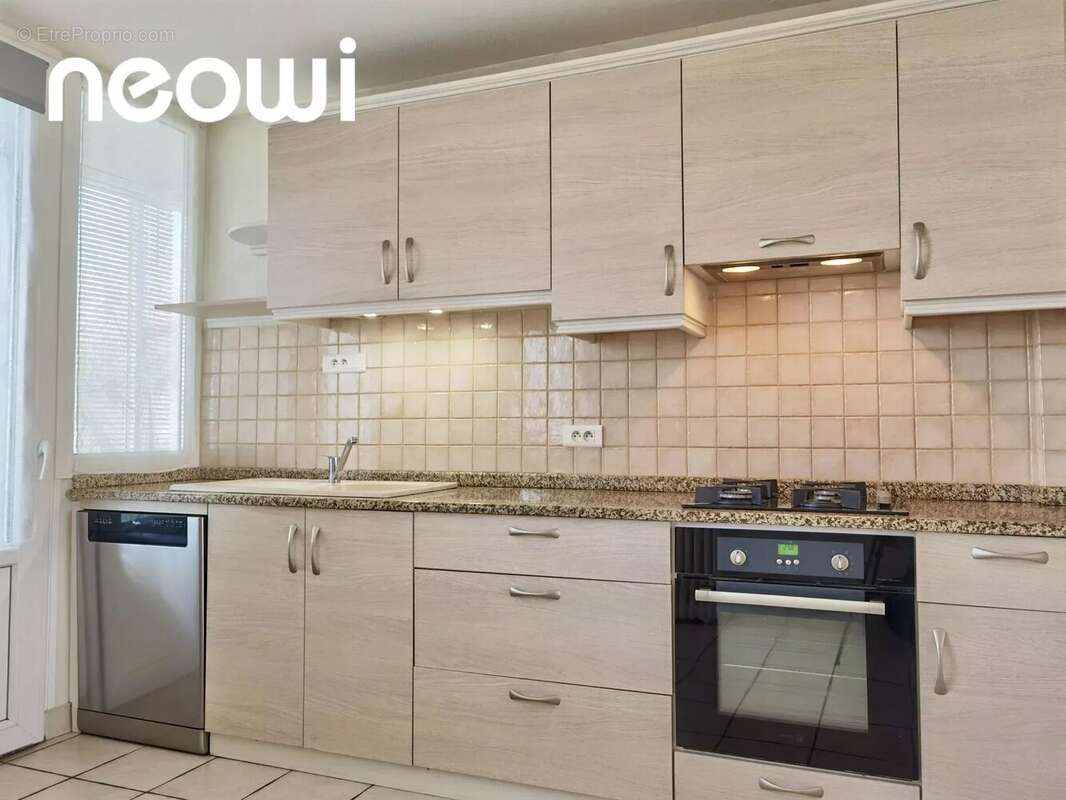 Alouettes – Appartement T5 avec loggia, cave et garage - photo 5