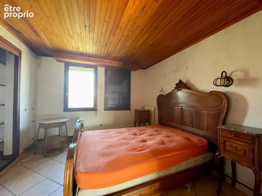 Ensemble immobilier avec deux maisons, un entrepôt et terrain constructible - photo 27