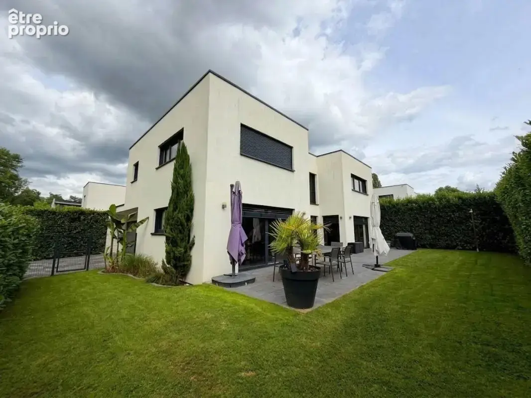Maison d’architecte de 200m2 face à la forêt - Hangenbieten - photo 2