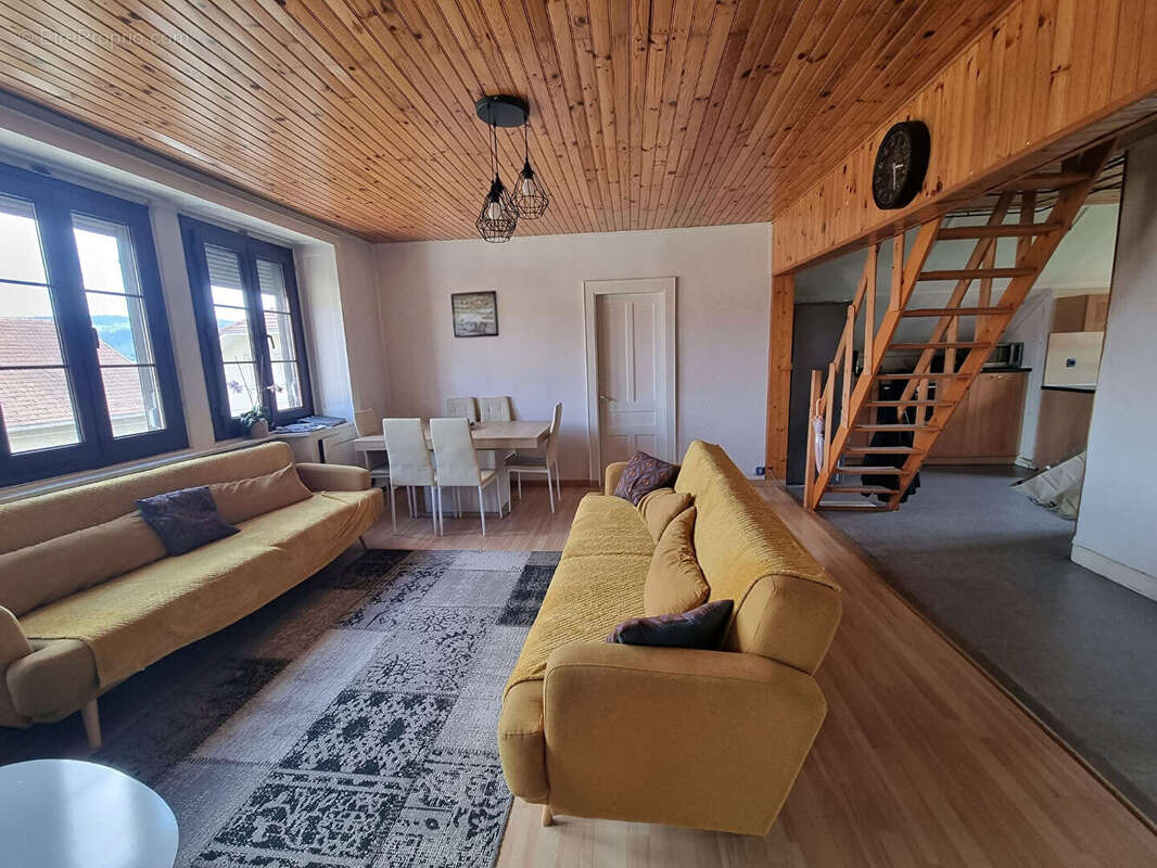 Appartement à MORTEAU