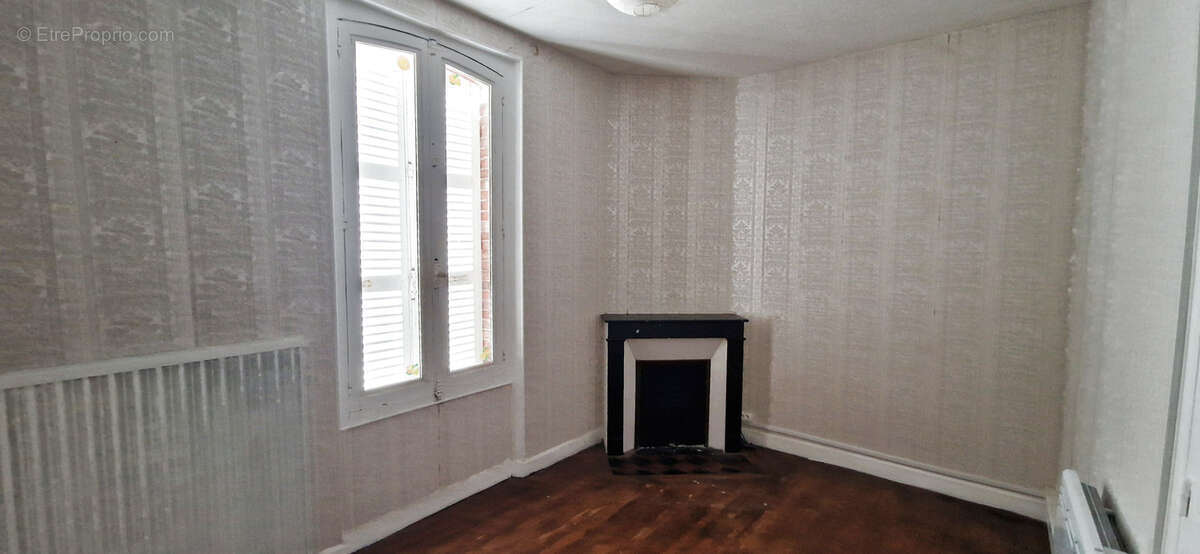 Maison à ROMILLY-SUR-SEINE