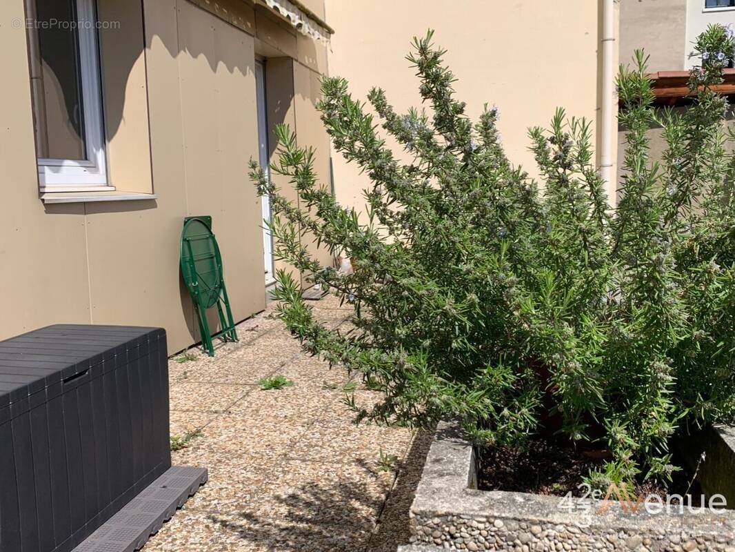 Appartement à SAINT-ETIENNE