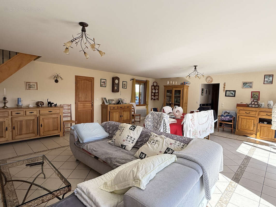 Maison à POIX-DE-PICARDIE